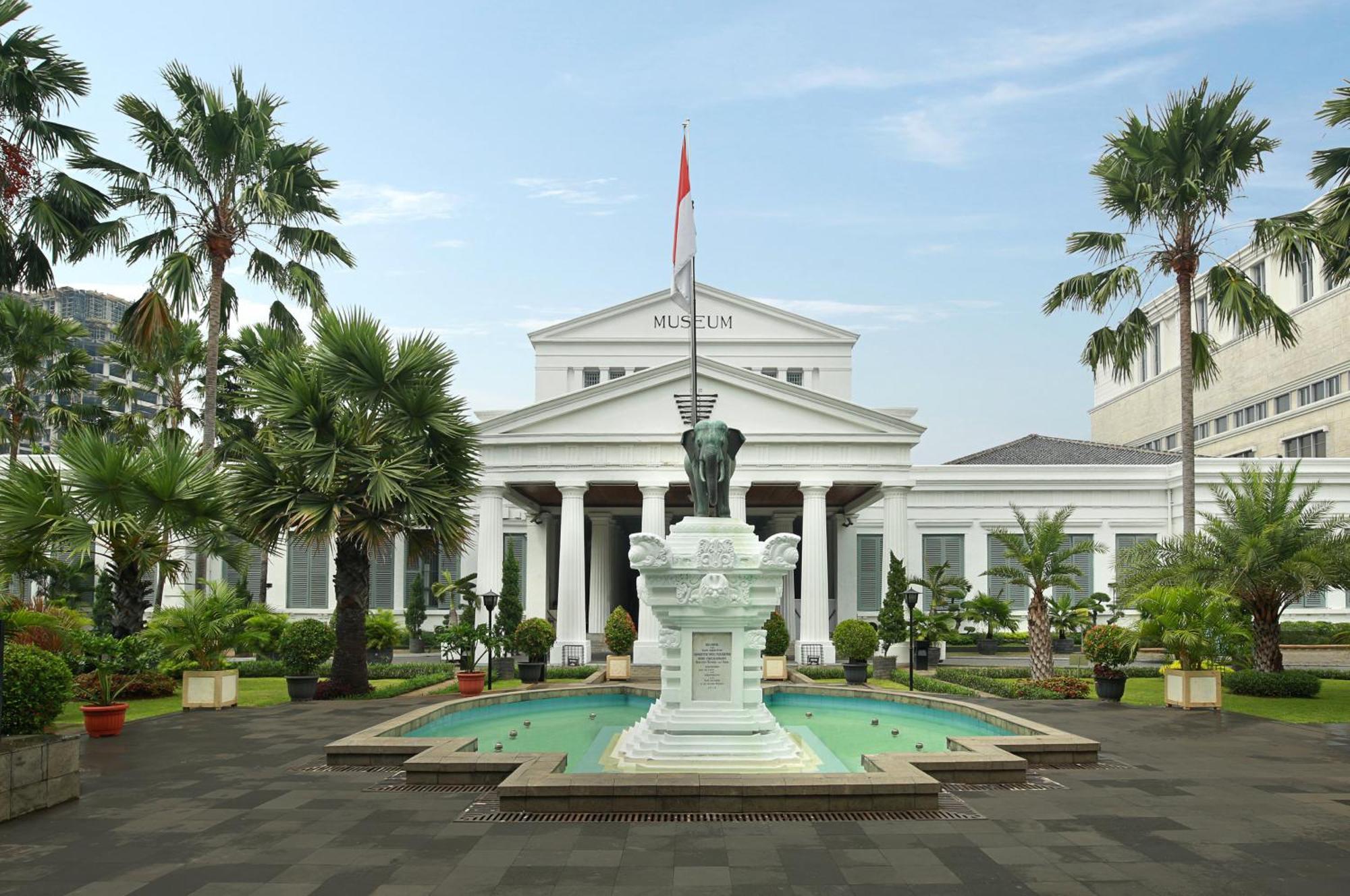 Hotel Express Wahid Hasyim By Ihg Jakarta